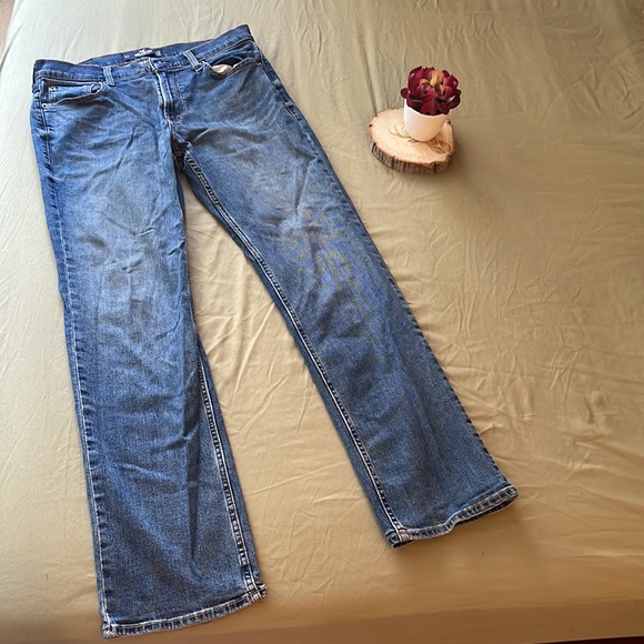 Hollister Men’s jeans! - Picture 2 of 3